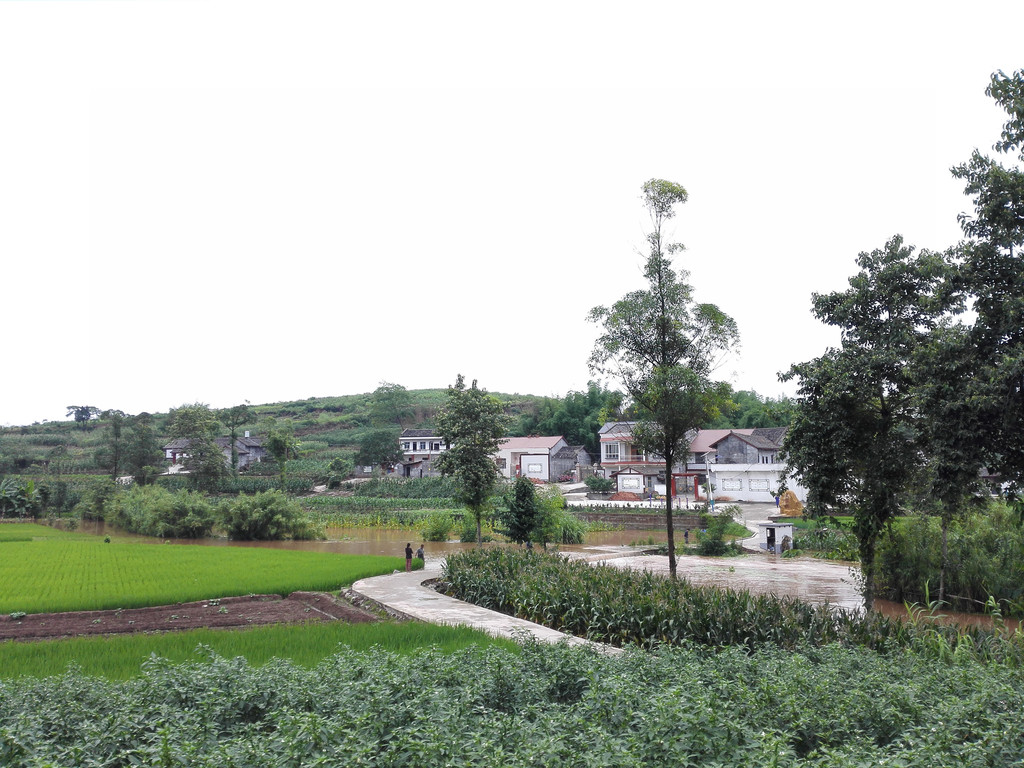 暴雨大发现——荣县乐德丹霞大瀑布