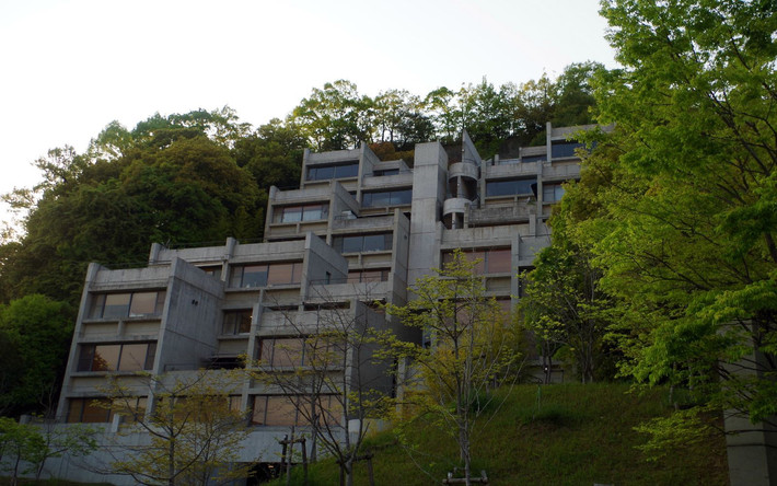 逛完兵库县立博物馆,赶在日落之前,马不停蹄地来到了神户的六甲山.