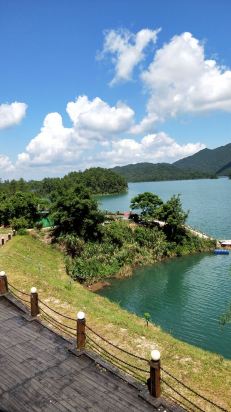 阳春八甲仙湖度假山庄