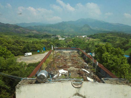 南雄龙华山温泉酒店