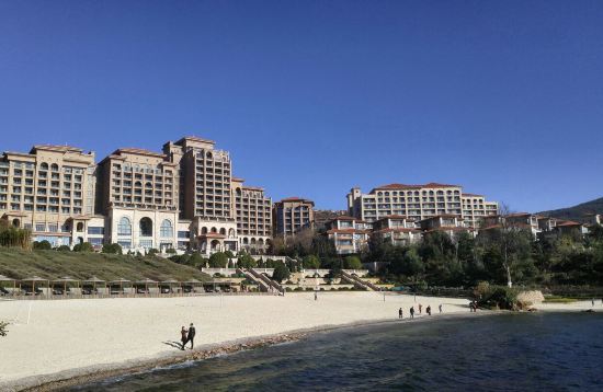 抚仙湖希尔顿酒店预订价格,联系电话\位置地址【携程酒店】