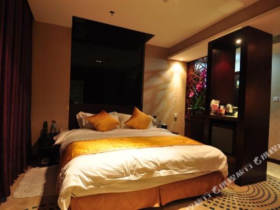 长春意江南利洋大酒店1晚+关东文化园温泉门