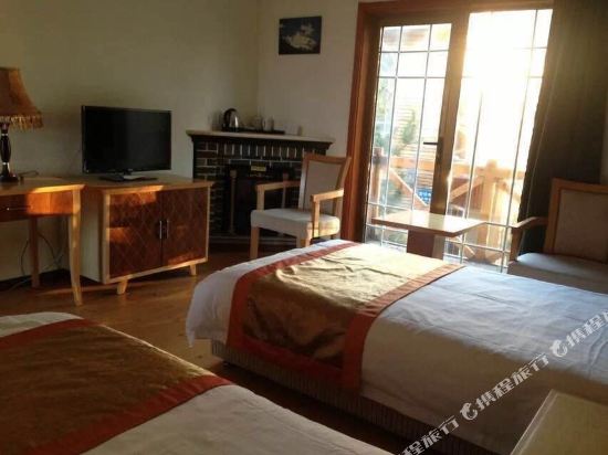 北京南山滑雪场内雪顿木屋1晚+可优惠价换购