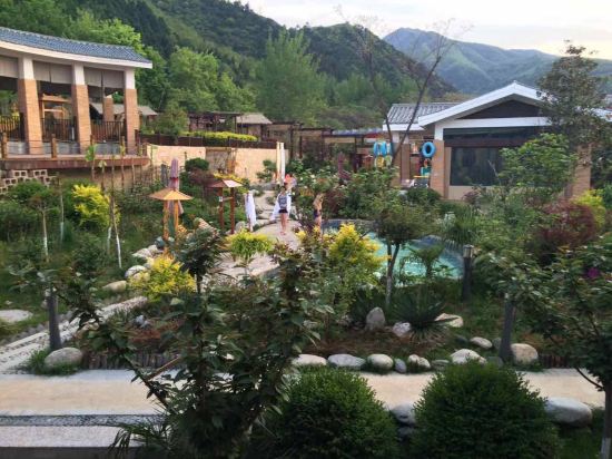 眉县太白山凤凰温泉酒店