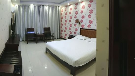 塞罕坝艾琳山庄预订价格,联系电话\位置地址