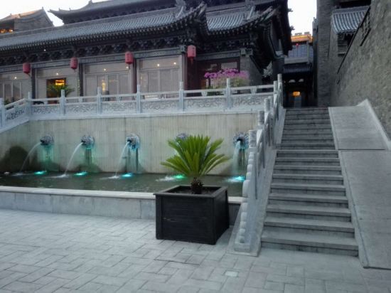 灵石崇宁堡温泉酒店