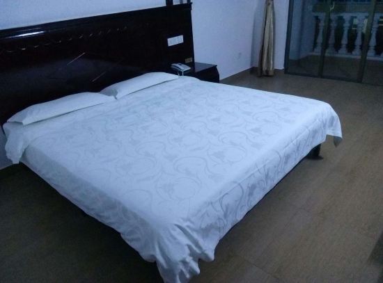 海立坊精品酒店(三亚凤凰机场店)预订价格,联系