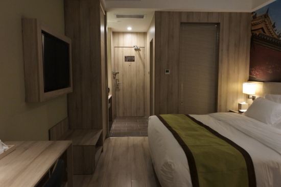 保定东风路亚朵酒店预订价格,联系电话\位置地