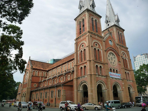 胡志明市红教堂