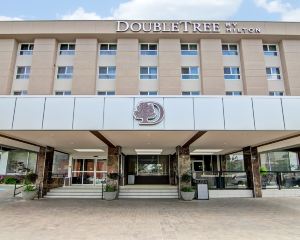 香港-坎盧普斯自由行 加拿大航空公司+坎盧普斯希爾頓逸林酒店