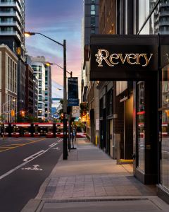 希爾頓格芮精選多倫多市中心酒店(Revery Toronto Downtown, Curio Collection by Hilton)5天4晚自由行套票