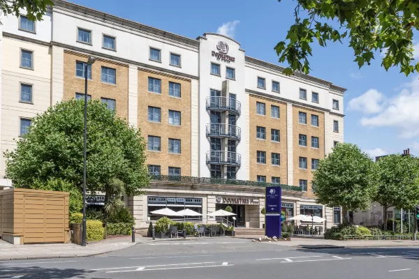 倫敦天使國王十字希爾頓逸林酒店(DoubleTree by Hilton London Angel Kings Cross)5天4晚自由行套票