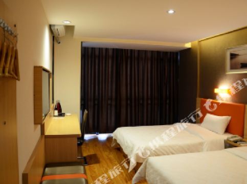 连锁快捷酒店排名_7天连锁酒店房卡图片(2)