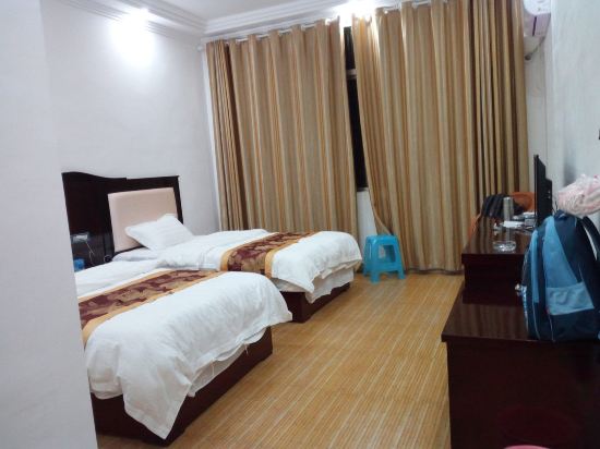 镇宁县黄果树万顺酒店