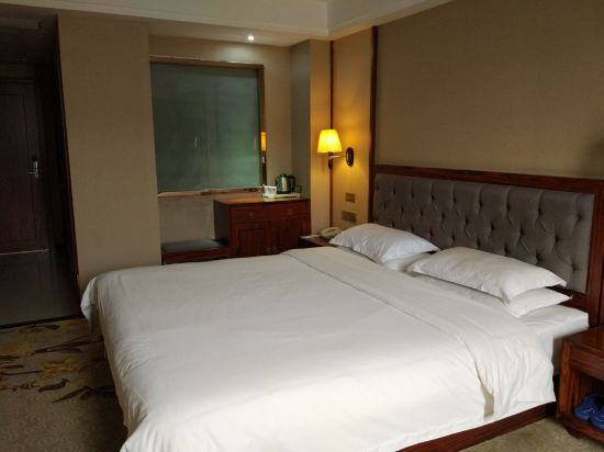 洪湖五星级酒店图片