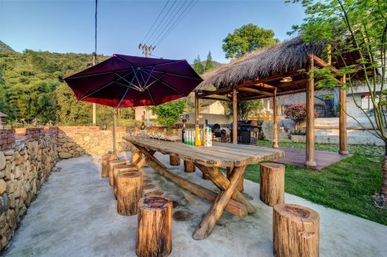 莫干山听风竹洋家乐