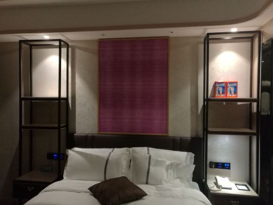 深圳湾科技园翡翠名仕酒店