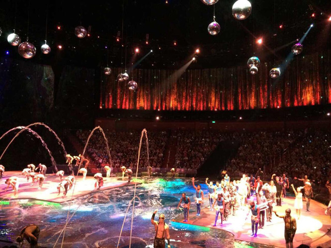 澳门 新濠天地 水舞间!