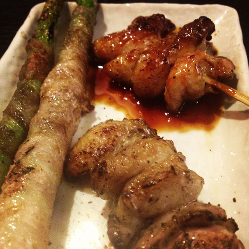 游走在东京铁塔的幸福与箱根温泉的静谧之间